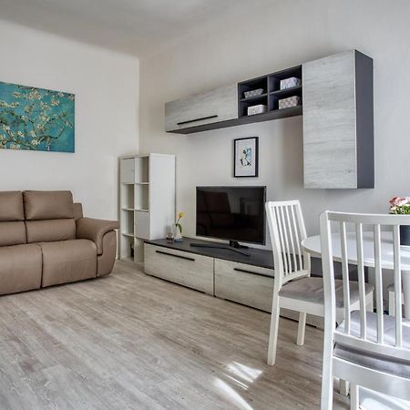 Joivy Chic 1 Bed Flat Apartment มิลาน ภายนอก รูปภาพ